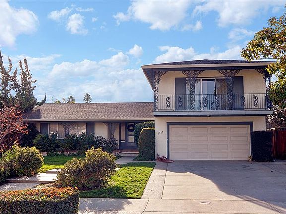 2nd image of 5829 Pilar Ct