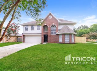 2403 Clear Ridge Dr, Kingwood, TX 77339