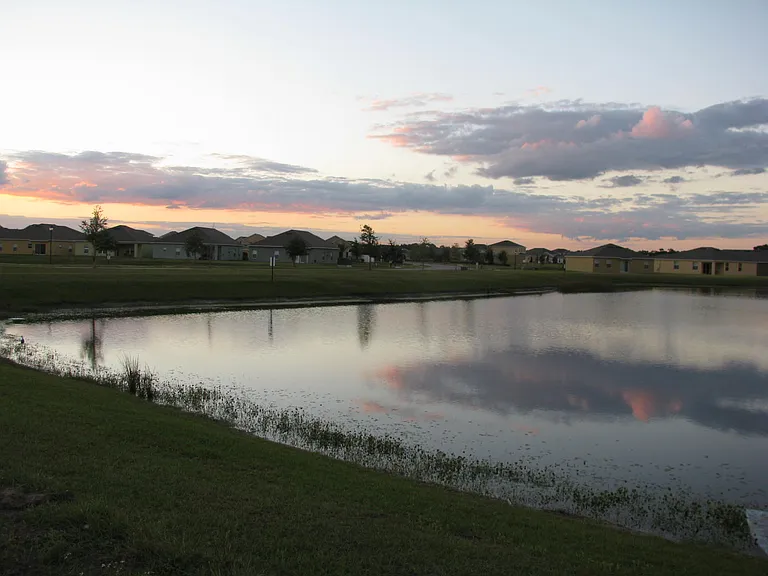 3909 Flowering Orchid Ln — Photo 26