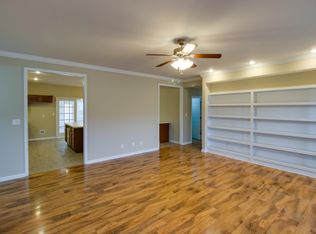 4450 Dover Rd, Clarksville, TN 37191