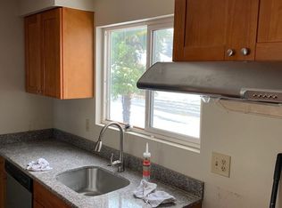 1421 N 3rd St APT 1, Renton, WA 98057