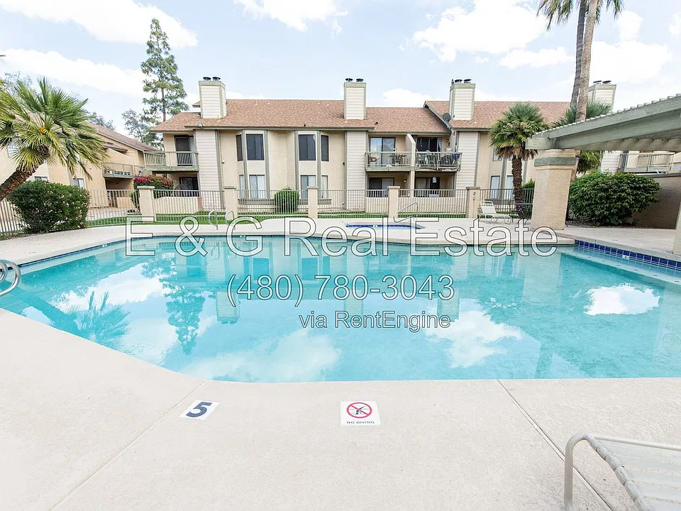 5236 W Peoria Ave #221