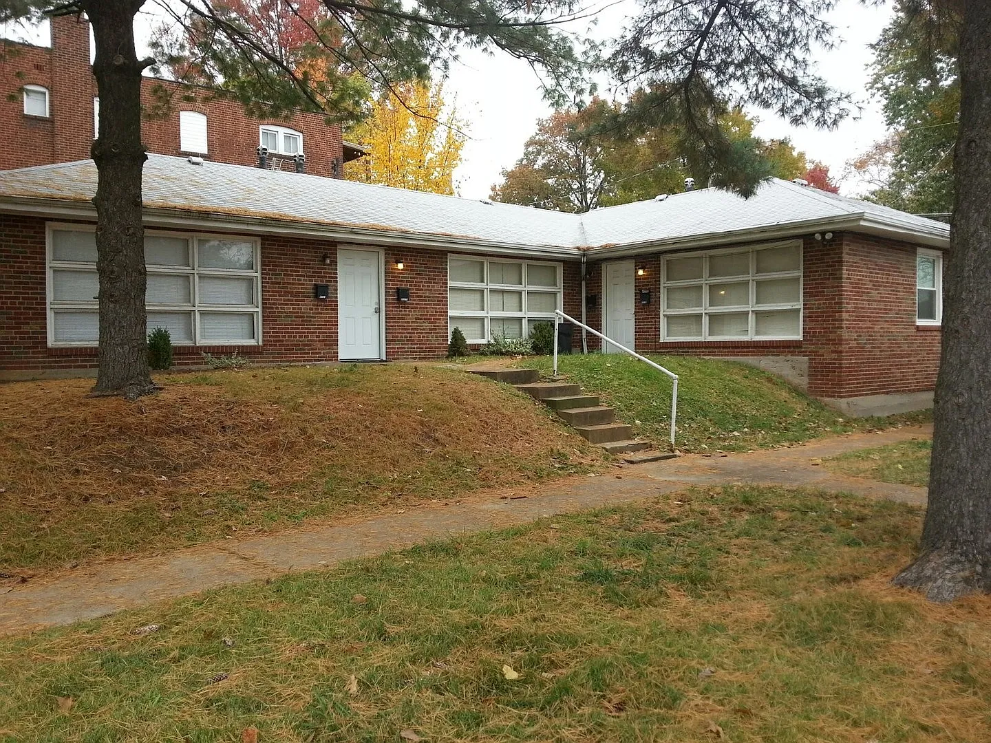 Potomac Apartments — Photo 1