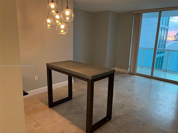 5th image of 1800 N Bayshore Dr APT 4002