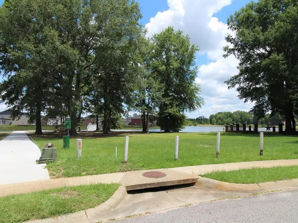 2245 Beachforest Dr, Sumter, SC 29153