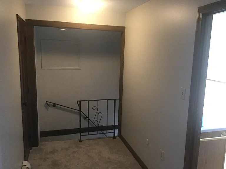 41 English St — Photo 10