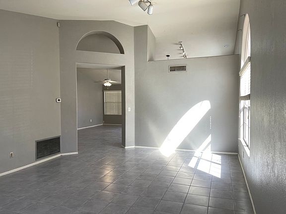 3rd image of 2142 E Cathedral Rock Dr