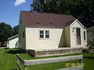 208 Kneale Ave N, Thief River Falls, MN 56701