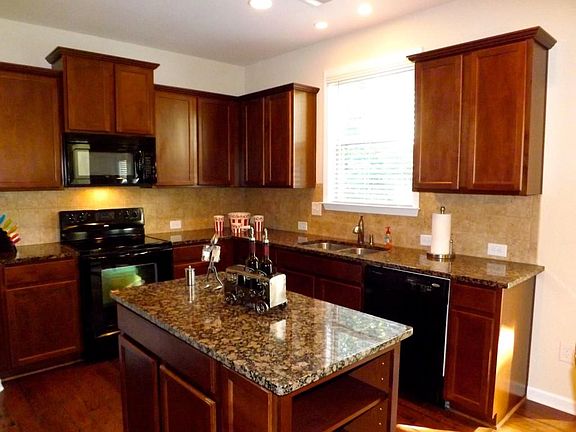 4th image of 4456 Wilkerson Pl SE