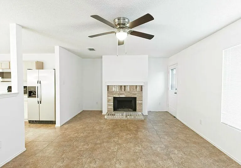 2508 Clear Brook Dr — Photo 13