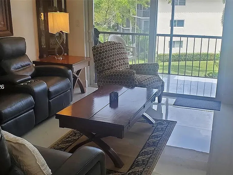9720 S Hollybrook Lake Dr #303 — Photo 3