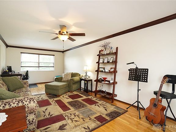 4th image of 7364 Pickway Dr