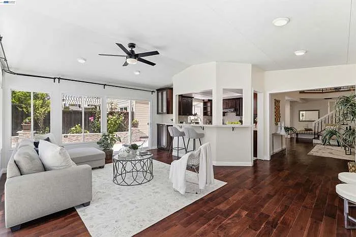 34561 Winslow Ter — Photo 8