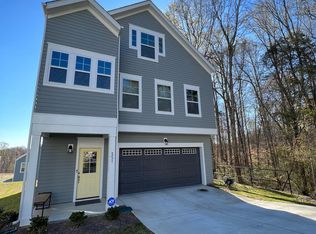 551 Kingsway Cres, Charlotte, NC 28214