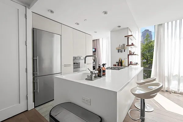 Kitchen, photo 2
