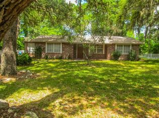 9791 Lakeview Dr, New Port Richey, FL 34654