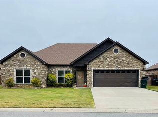 1220 Andrews Dr, Conway, AR 72032