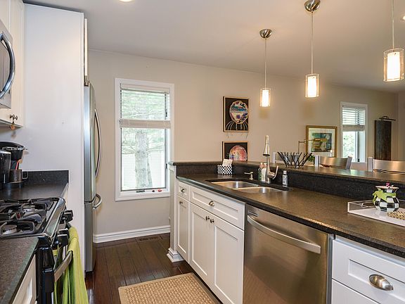 2nd image of 320 Oselka Dr Suite 242