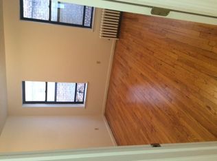 2122 38th St, Astoria, NY 11105