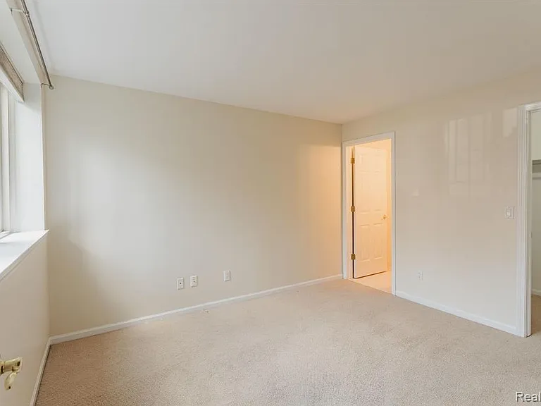 159 Allenhurst Ave — Photo 27