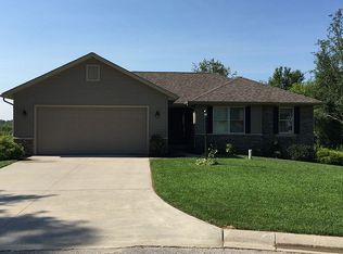 20000 Turquoise Ln, Goshen, IN 46528