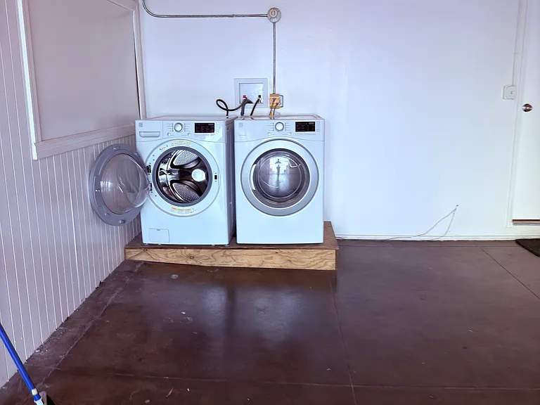 dedicated washer and dryer for unit (not shared)