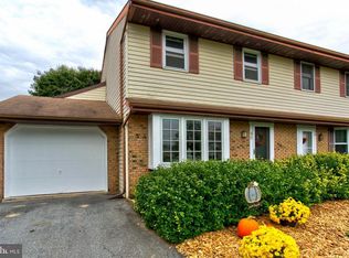 40 Turnbridge Dr, Lancaster, PA 17603