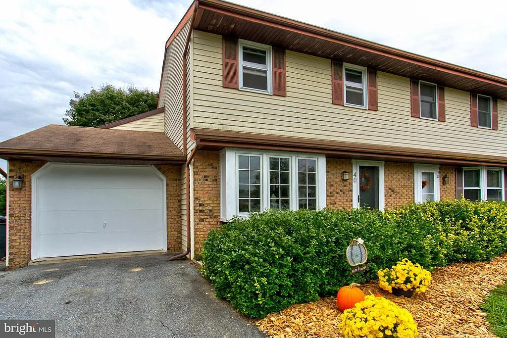 40 Turnbridge Dr photo 1