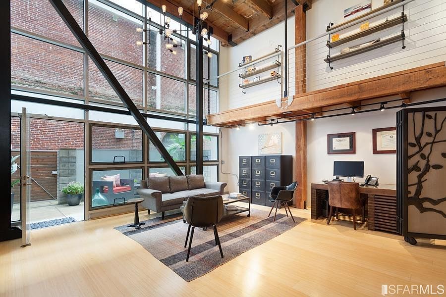 1st image of 650 Delancey St APT 105