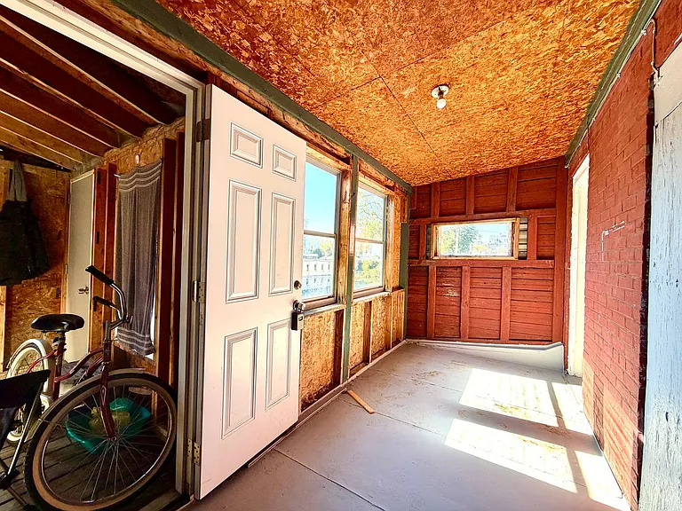 165 Summit Ave — Photo 11