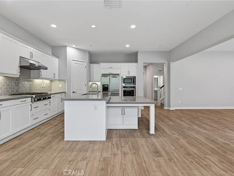 755 E Orange Blossom Way — Photo 18