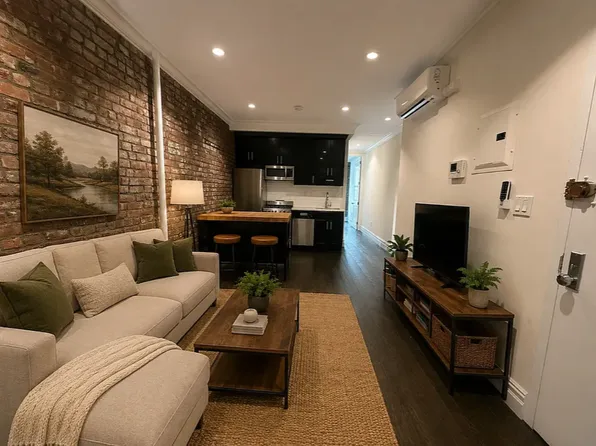 133 East Fourth Street image 1 of 5