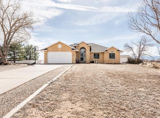 928 W La Grange Dr, Pueblo West, CO 81007