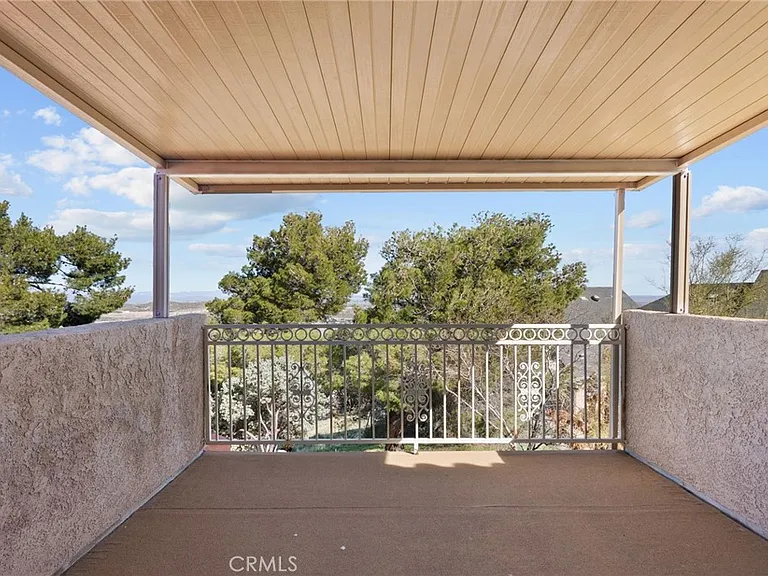 1138 Lakeview Dr — Photo 42