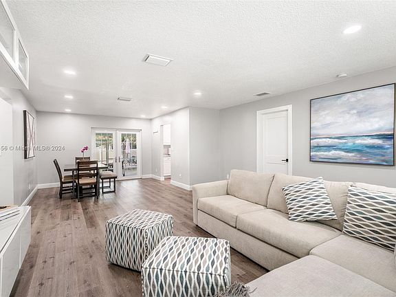 5th image of 4625 SW 28th Way