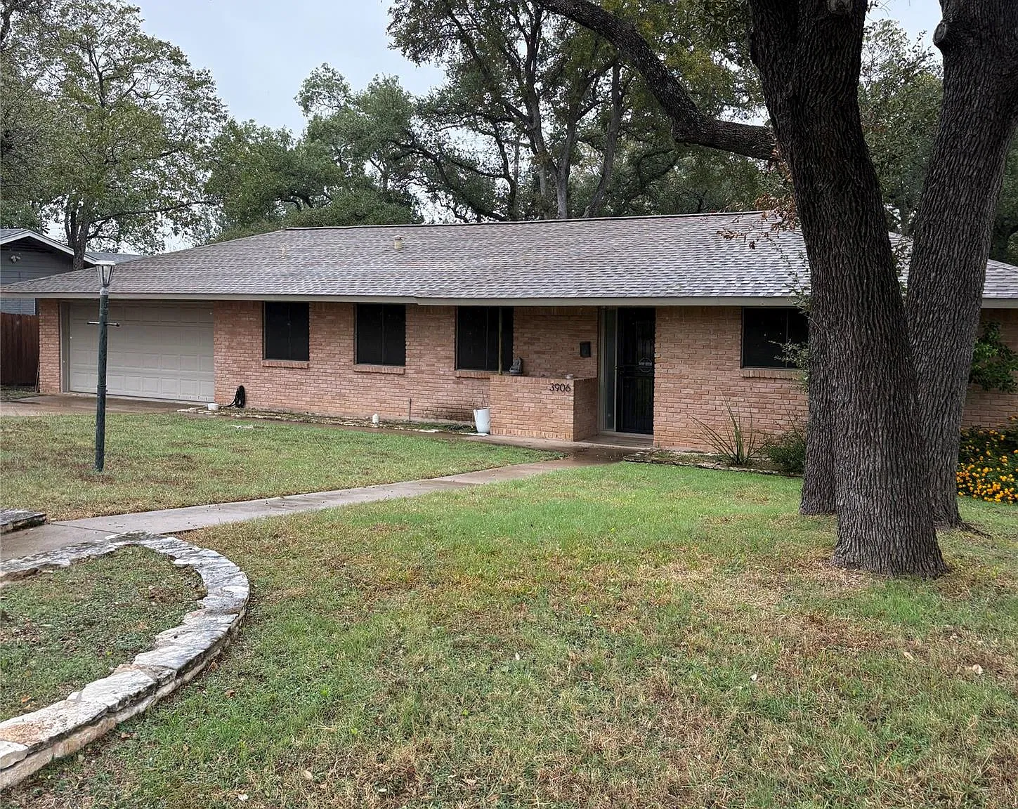 3 bed, 2.0 bath, 1770 sqft, $3,900 — Photo 1