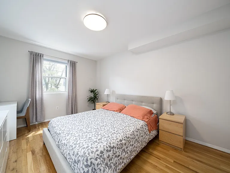 83 Madison St #3 — Photo 5