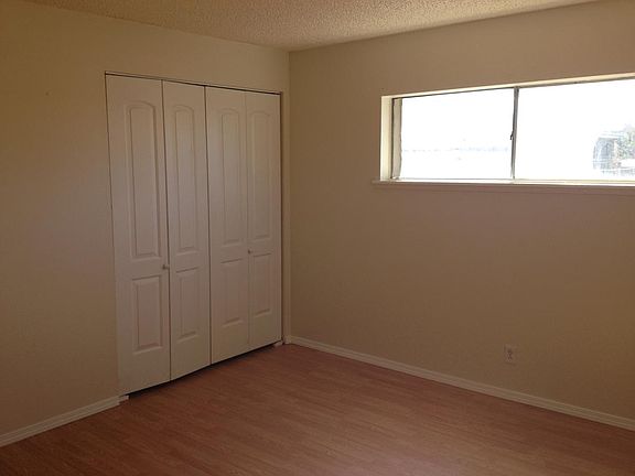 3rd image of 1117 Girard Blvd SE APT 5