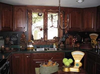 5th image of 309 N 8th St