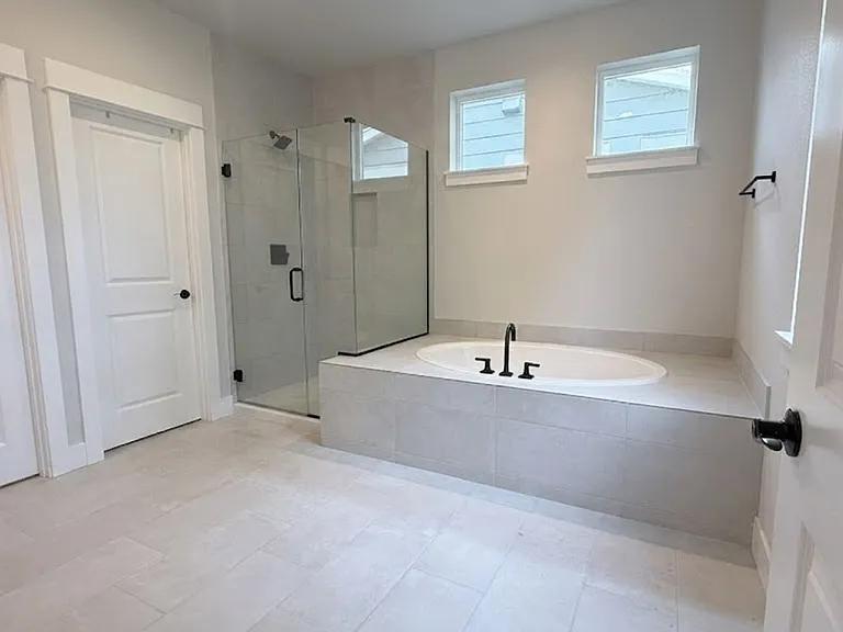 15676 NW Raywood Ln — Photo 10