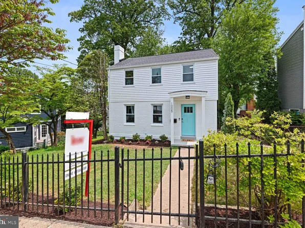 1005 N Madison St, Arlington, VA 22205