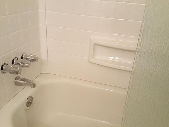 5th image of 18246 W 4th Ave