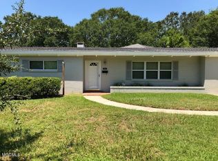1003 Buena Vista St, Pascagoula, MS 39567