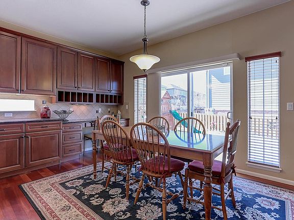 4th image of 26765 E Peakview Dr