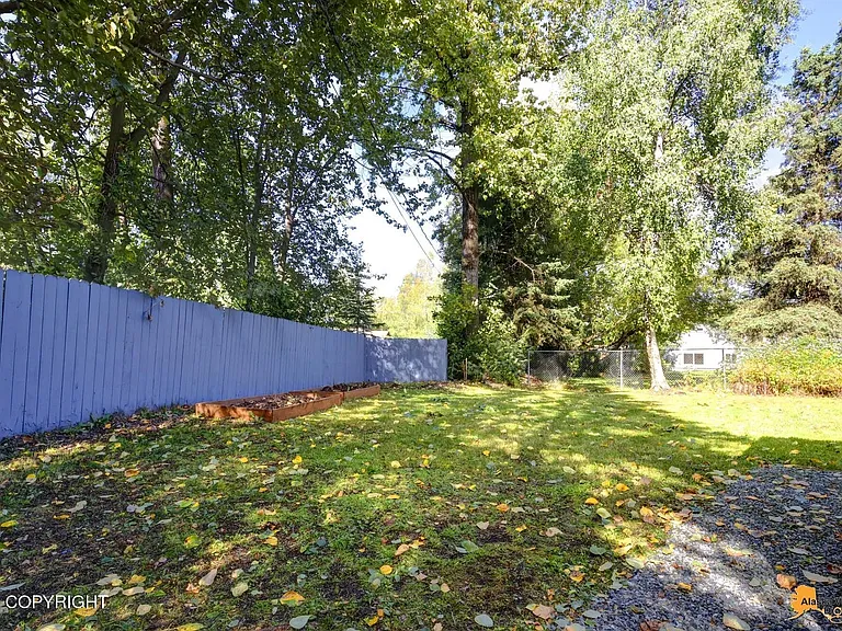 5533 Penn Cir — Photo 31