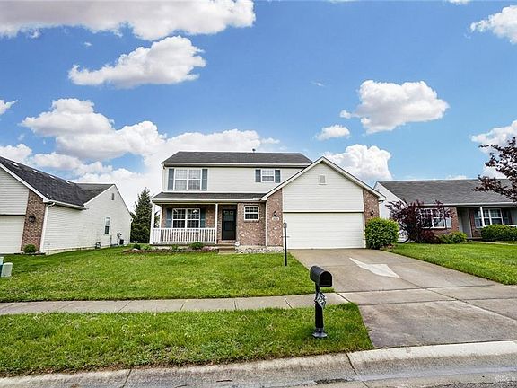 2nd image of 224 Laurel Glen Dr