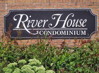 1225 Island Dr APT 202, Ann Arbor, MI