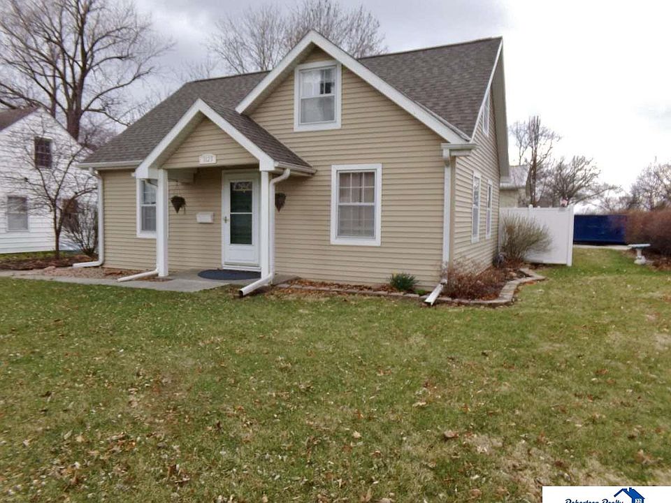 1123 N 13th St Beatrice NE 68310 Zillow