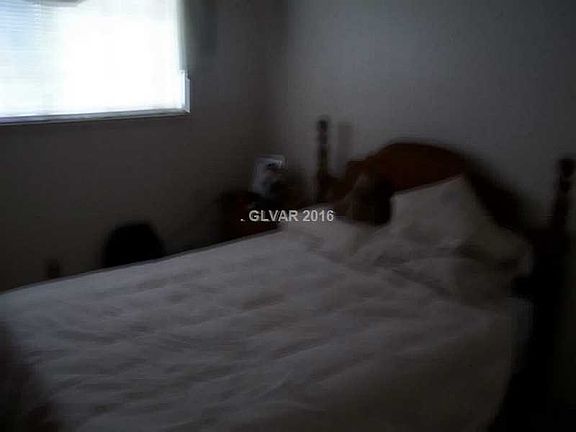 4th image of 5373 Tunis Cir