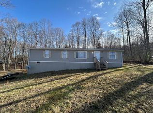 18015 Dreamers Ln, Glade Spring, VA 24340